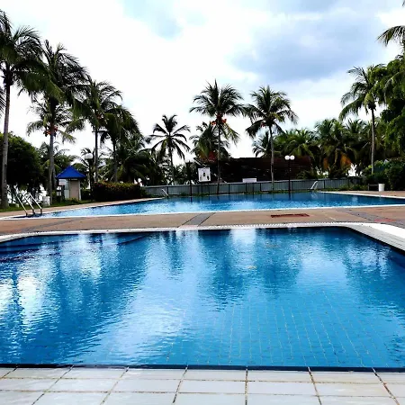 Beachfront Unit At Seri Bulan , Pantai Teluk Kemang Kampong Tanah Merah  Exterior photo