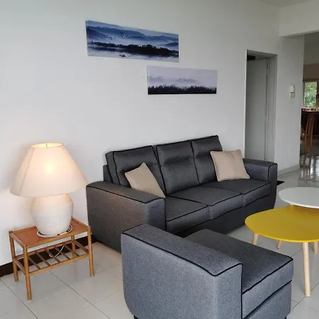 Beachfront Unit At Seri Bulan , Pantai Teluk Kemang Kampong Tanah Merah  Exterior photo