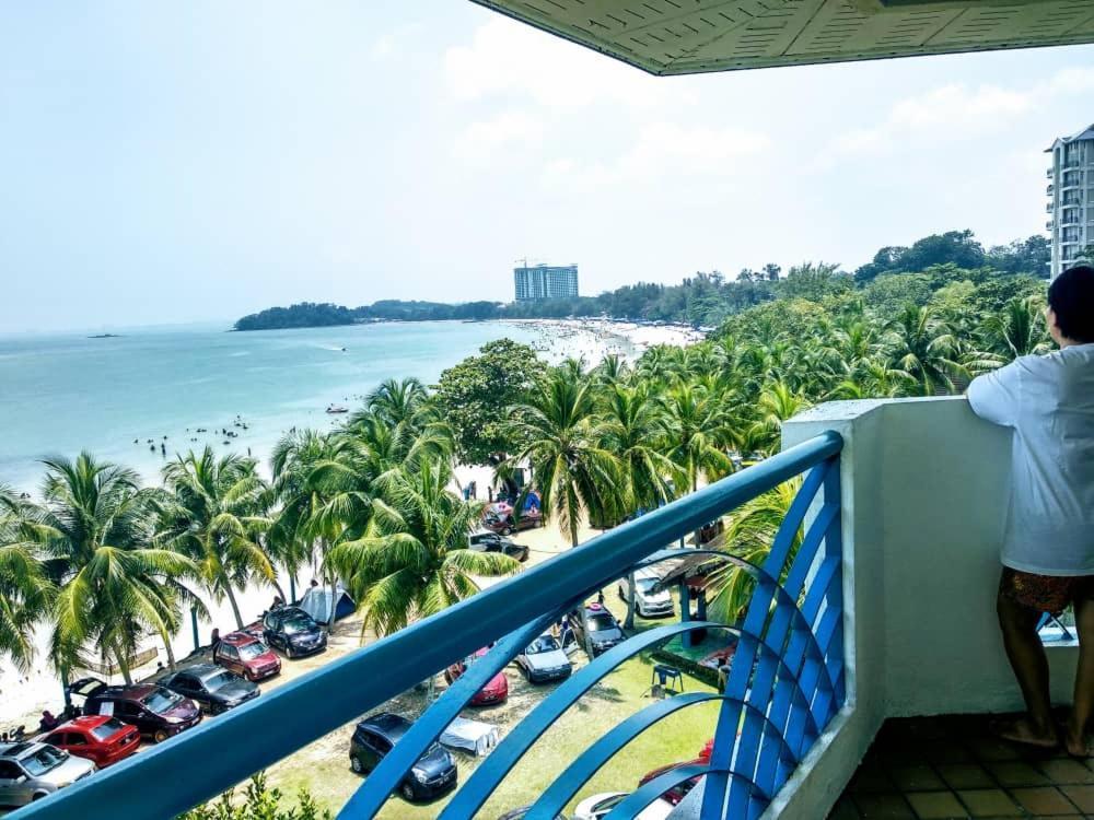 Apartment Beachfront Unit At Seri Bulan , Pantai Teluk Kemang Kampong Tanah Merah (Negeri Sembilan)
